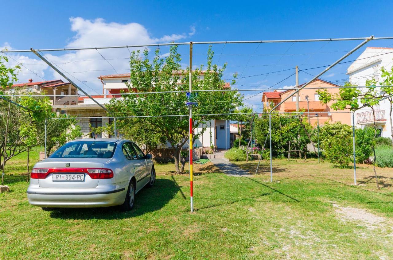 Apartments Anica F Lopar Exteriér fotografie