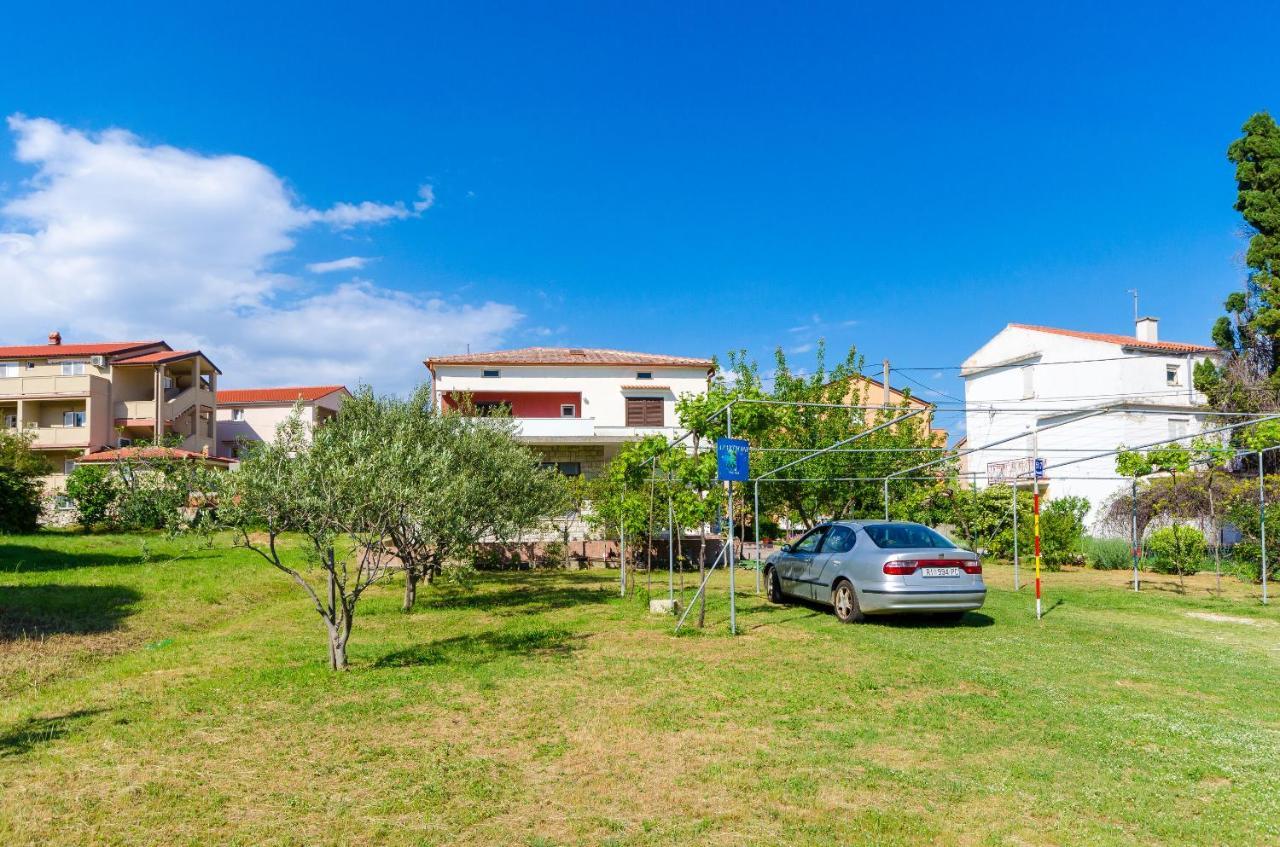 Apartments Anica F Lopar Exteriér fotografie